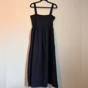 Chic Navy Sleeveless Midi Dress